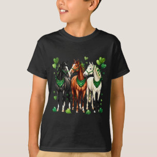 St. Patricks Day Reitsport drei Pferde mit T-Shirt