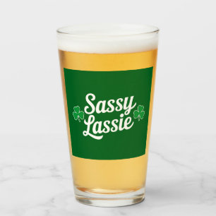 St. Patricks Day Sassy Lassie Lustiges Irisch Glas