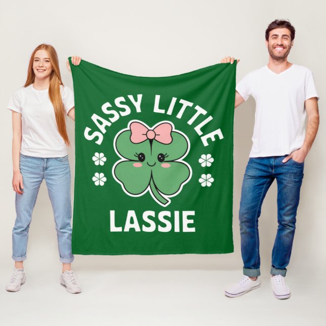St Patricks Day Sassy Little Lassie Kids Girl Fleecedecke (Beispiel)