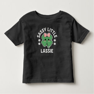 St Patricks Day Sassy Little Lassie Kids Girl Kleinkind T-shirt