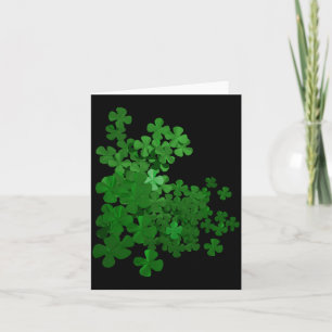 St. Patrick's Day Shamrock Hintergrund T-Shirt Karte