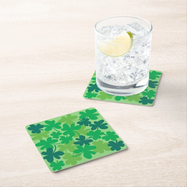 St. Patrick's Day Shamrock-Kleeblatt Papierunterse Rechteckiger Pappuntersetzer (Vor Ort)