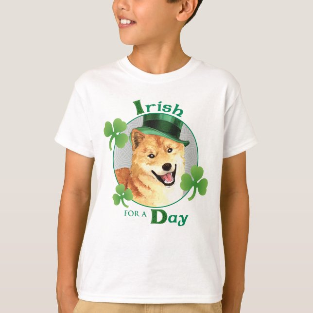 St. Patrick's Day Shiba Inu T-Shirt (Vorderseite)