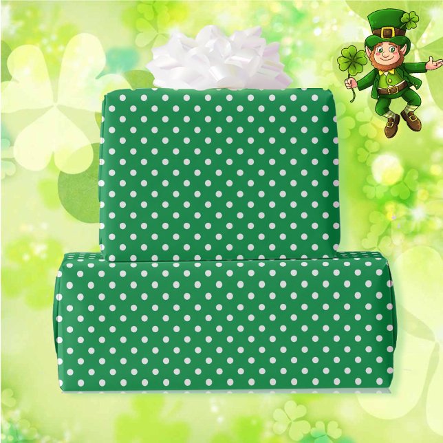 St. Patrick's Day Spring Green Polka Dots Geschenkpapier (Von Creator hochgeladen)