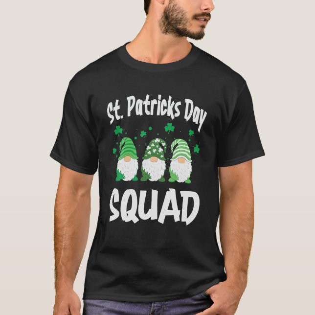 St Patrick's Day Squad Funny Irish Gnomes T-Shirt (Vorderseite)