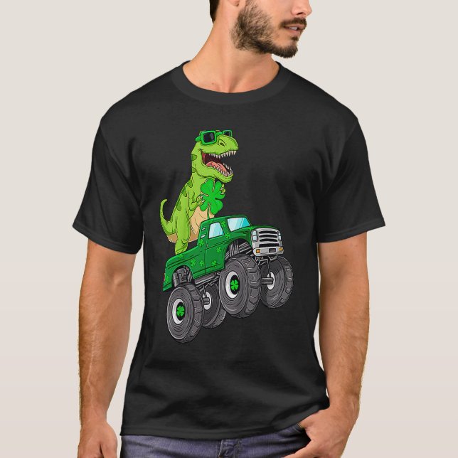 St Patricks Day T Rex Reiten Monster Truck Dino bi T-Shirt (Vorderseite)