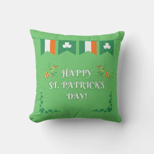 St. Patrick's Day Typografy Green Kissen