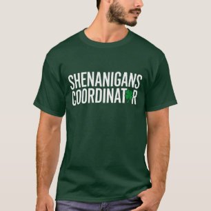 St. Patrick's Day Unfug-Koordinator T-Shirt