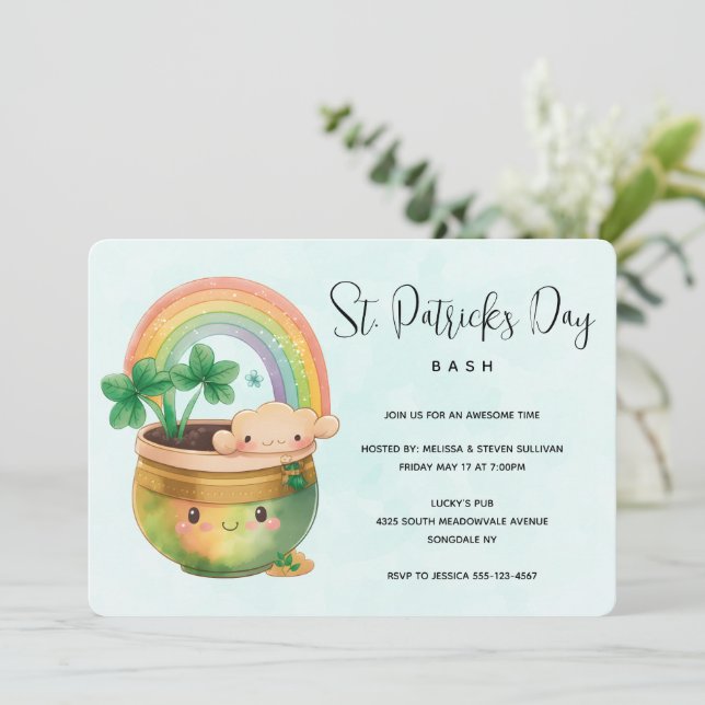 St. Patrick's Day Whimsical Rainbow & Clover Party Einladung (Stehend Vorderseite)