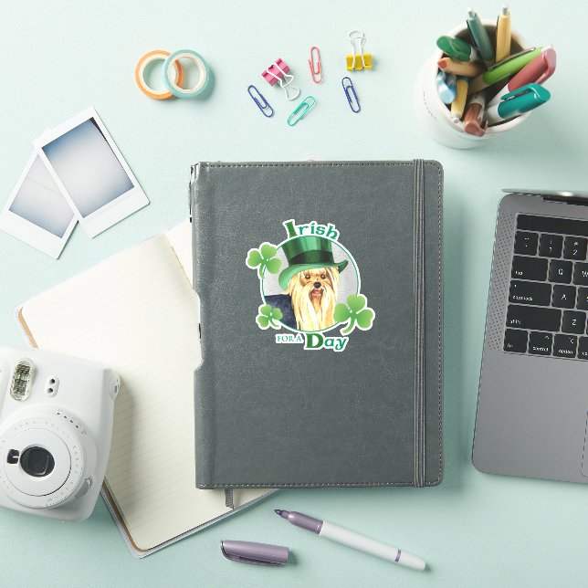 St. Patrick's Day Yorkshire Terrier Vinyl Sticker (iPad Hülle)
