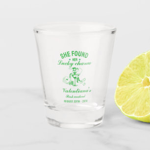 St Patricks sie fand ihren Glücksbringer  Junggese Schnapsglas