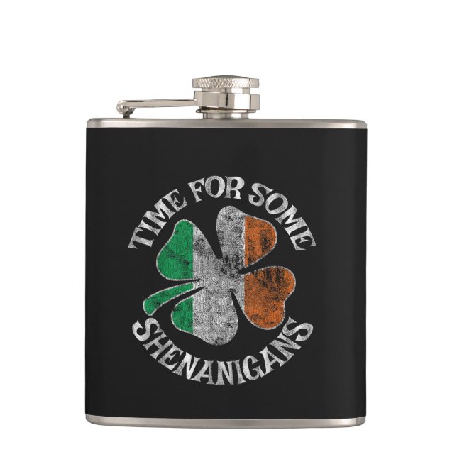 St. Patricks Zeit für ein paar Schabernack Kleebla Flachmann (Vorderseite)