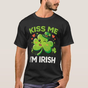 St.Patricku2019s Tag Küss mich, ich bin Irisch Süß T-Shirt