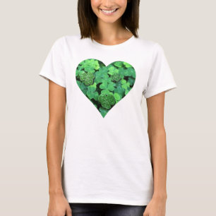St. Patties Tag, grünes Kleeblatt, irische Herzen T-Shirt