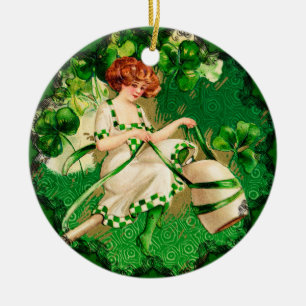 St. Patty's Day Mädchen-Ornament Keramik Ornament