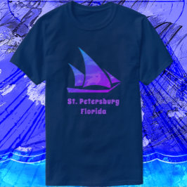 St. Petersburg Florida Bright farbenfrohe Sailboat T-Shirt