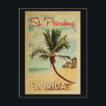 St. Petersburg Palm Tree Vintage Travel Postkarte<br><div class="desc">Ein einzigartig Retro Mitte des Jahrhunderts moderne St. Petersburg Florida Kunstdruck im Vintage Reiseplakatstil. Es verfügt über eine geschwungene Palme am Sandstrand mit Ozean unter einem blauen bewölkten Himmel.</div>