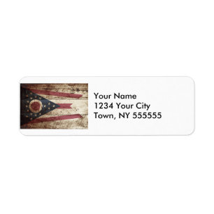 Staatsflagge von Ohio auf Altholzkörnern