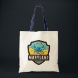 Staatsstolz | Maryland Tragetasche<br><div class="desc">Anderson Design Group ist eine preisgekrönte Illustrations- und Designfirma in Nashville,  Tennessee. Der Gründer Joel Anderson leitet ein Team talentierter Künstler,  um originale Posterkunst zu kreieren,  die wie Vintage Werbedrucke von den 1920er bis 1960er Jahren aussieht.</div>
