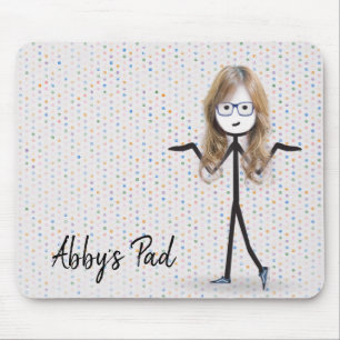 Stäbchen-Mädchen mit blondem Haar auf Punkten Mousepad