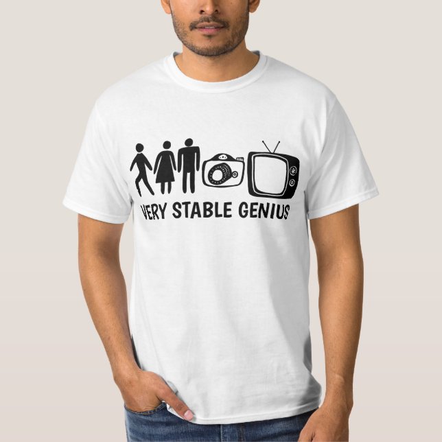 STABLE GENIUS Person Woman Man Camera TV T-Shirt (Vorderseite)
