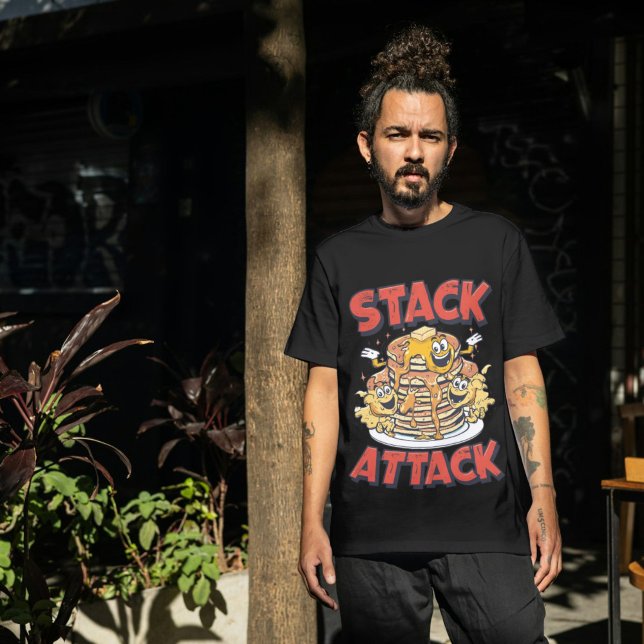 Stack Attack Pfannkuchen Retro Diner Frühstück  T-Shirt (Von Creator hochgeladen)