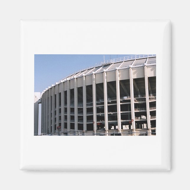 Stadion Square Magnet (Vorne)