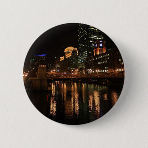 Stadt-NachtGebäude-Schicksal Chicagos Illinois win Button