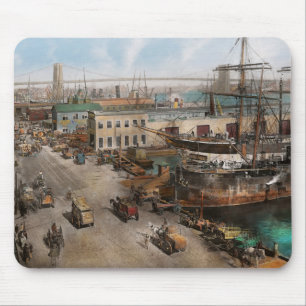 Stadt - NY - South Street Seaport - 1901 Mousepad
