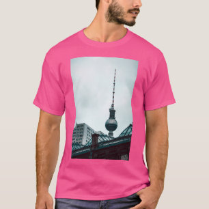 Stadtbild Berlin. Alexanderplatz T-Shirt