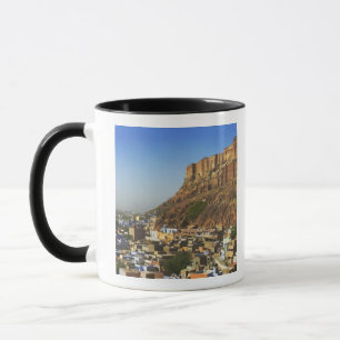 Stadtbild der Blauen Stadt mit Meherangarh, der Tasse