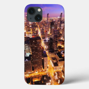 Stadtbild nachts von Chicago iPhone 13 Hülle