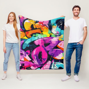 Städtische Graffiti-Collage mit kräftigen Farben Fleecedecke