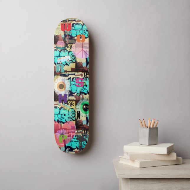 Städtisches Kathedrale Skateboard (Wandkunst)