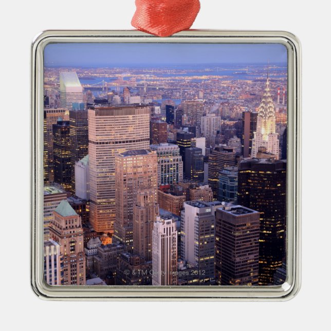 Stadtmitte und Oberleder-Ostseite Ornament Aus Metall (Vorne)