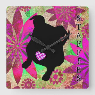 Staffie Clock Quadratische Wanduhr