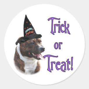 Staffordshire Bull Terrier Trick Runder Aufkleber