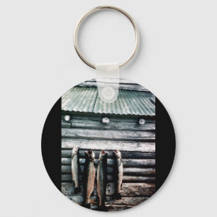 Stahlkopfforelle oder Regenbogenforelle, die an Schlüsselanhänger