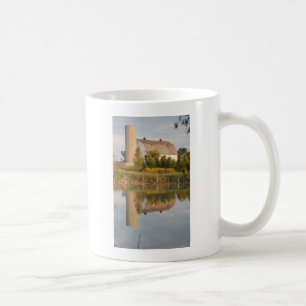 Stall im Wasser Tasse