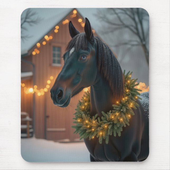 Stallion mit Weihnachtskranz Mousepad (Vorne)