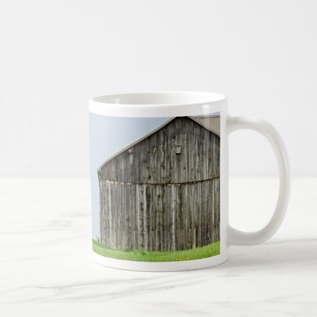 Stallszene mit Traktor Nah Kaffeetasse (Rechts)