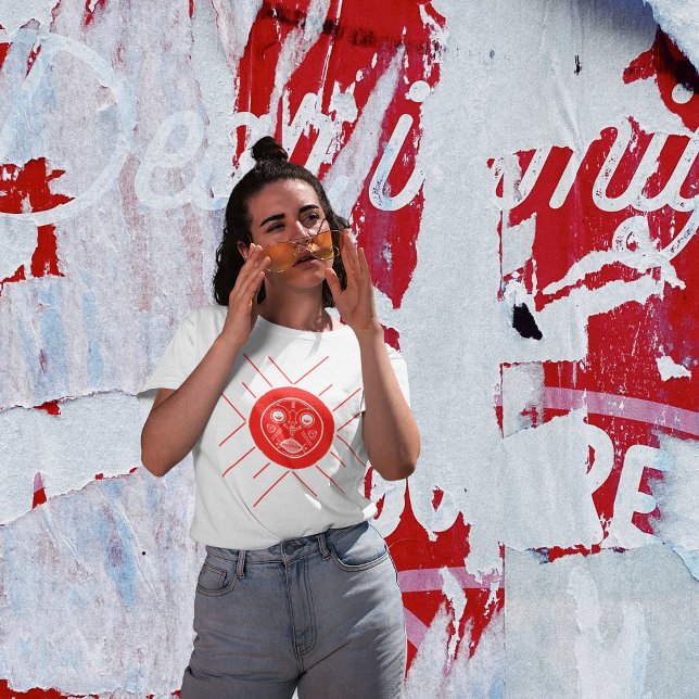 Stamm-Sun-Gott T-Shirt (Women with sunglasses posing on the streets)
