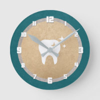 Stand | Gold & Silver Cyan Dental