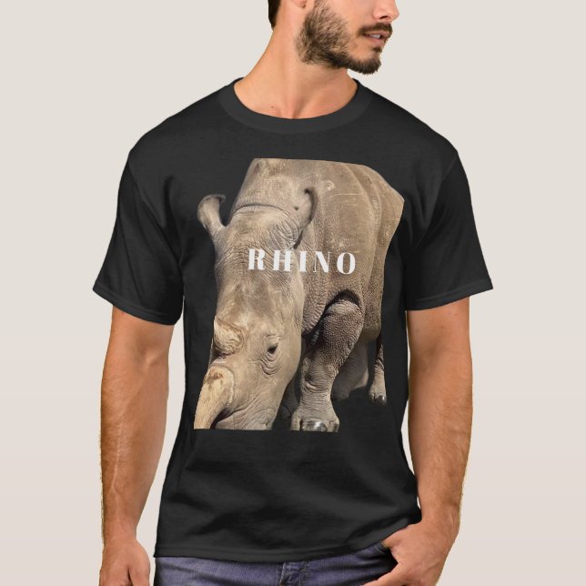 Stand Out in Style with Rhino Print Safari Shirt (Vorderseite)