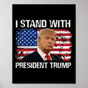 Stand Präsident Trump - amerikanische Flagge Trump Poster