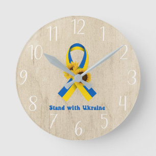 Stand With Ukraine Support Ribbon Runde Wanduhr
