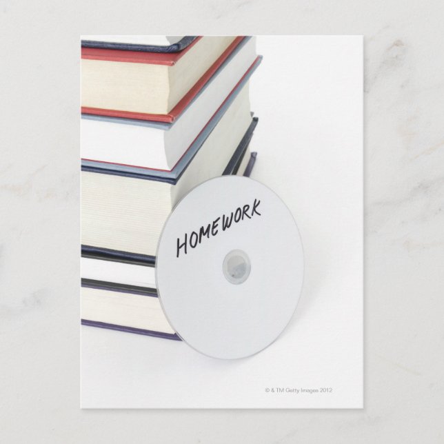 Stapel Bücher mit CD Postkarte (Vorderseite)