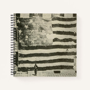 Star Spangled Banner: American Flag on Display Notizbuch