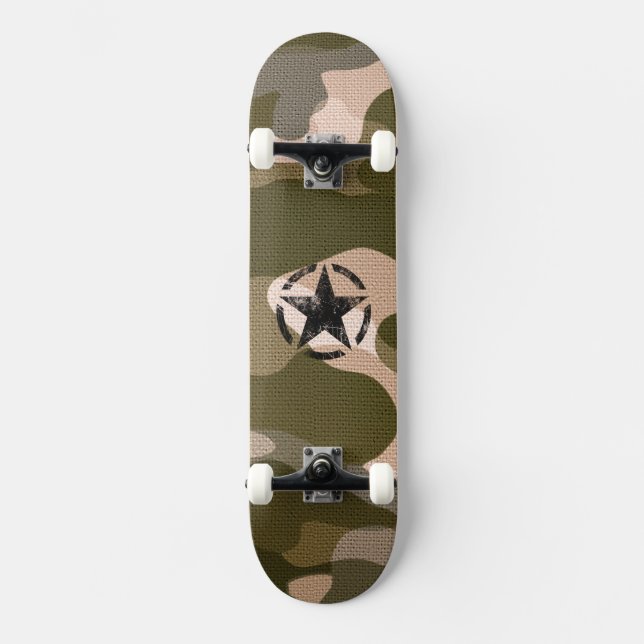 Star Stencil Vintag auf Camouflage Skateboard (Vorderseite)
