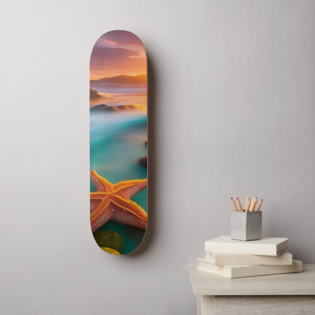 Starfish am Strand bei Sunrise Skateboard (Wandkunst)